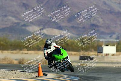 media/Jan-09-2022-SoCal Trackdays (Sun) [[2b1fec8404]]/Turn 14 (10am)/